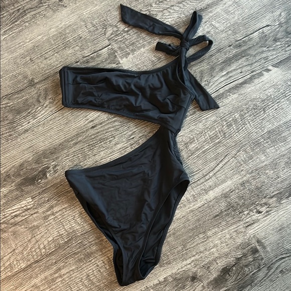 Shade & Shore Other - - Shade and Shore Black One-Shoulder Swimsuit